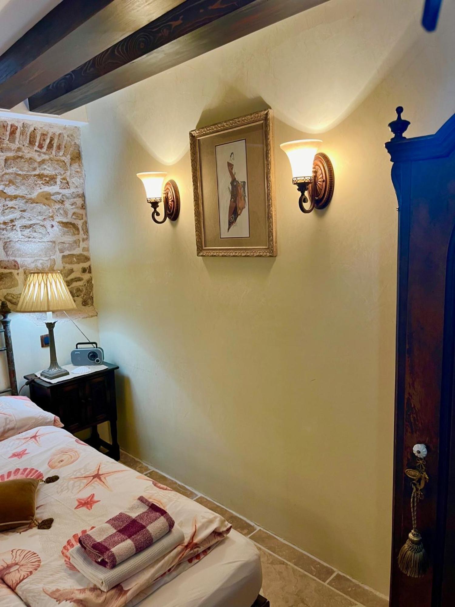 Apartment Venus Of The Palace - New Renovated Split Exterior foto
