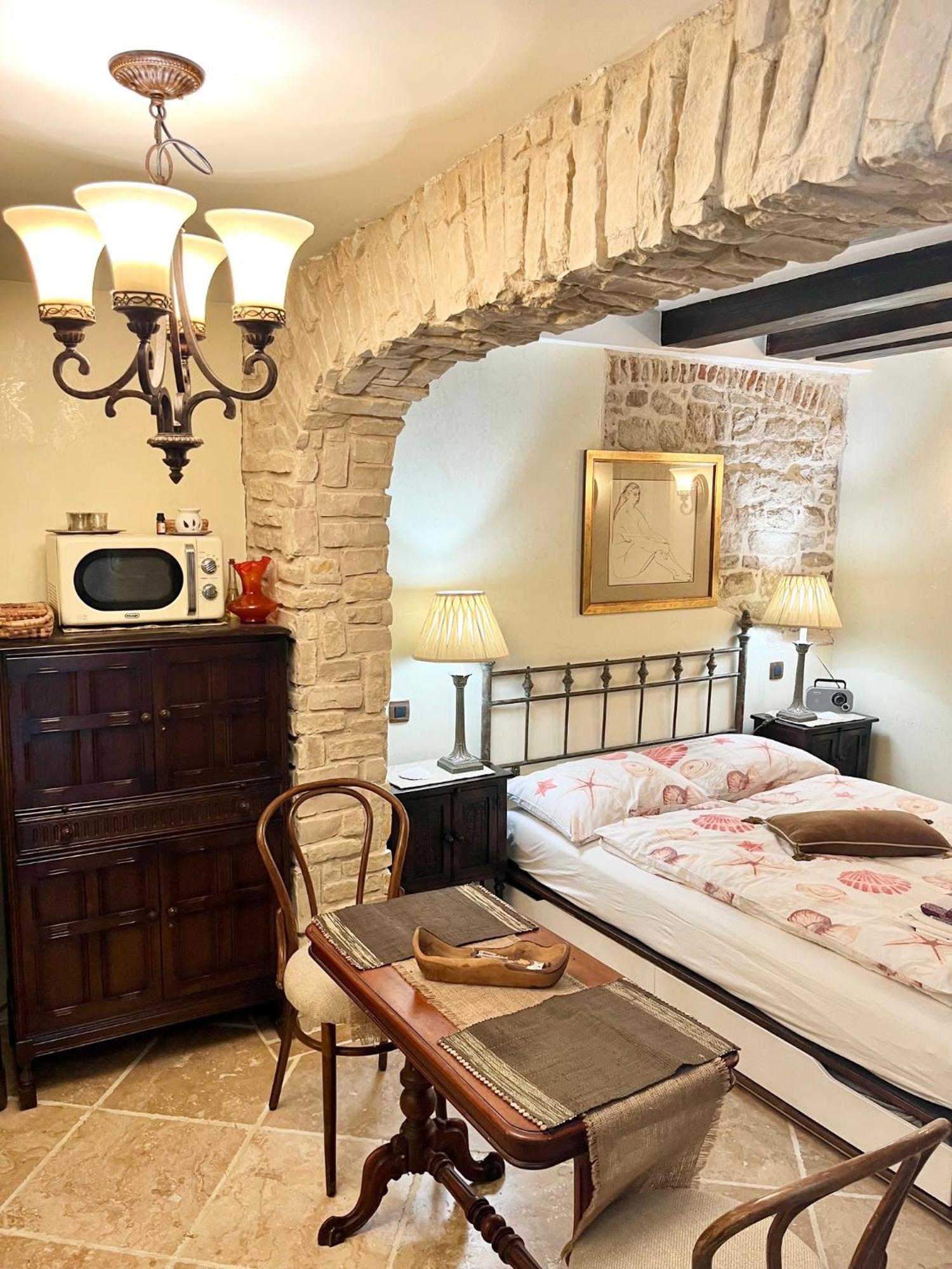 Apartment Venus Of The Palace - New Renovated Split Exterior foto