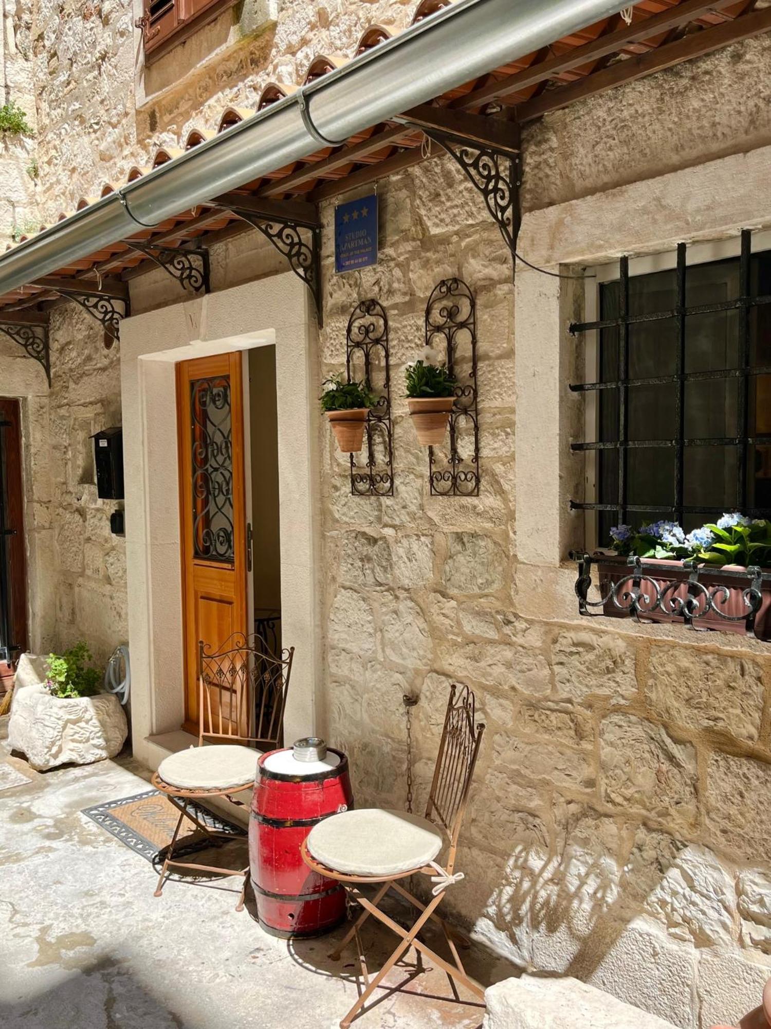 Apartment Venus Of The Palace - New Renovated Split Exterior foto